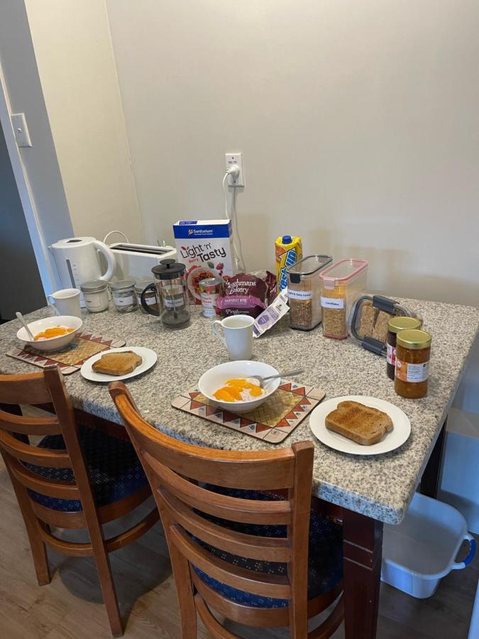 Swanson-Waitakere Stay In Scenic Sunrise Auckland Exterior photo